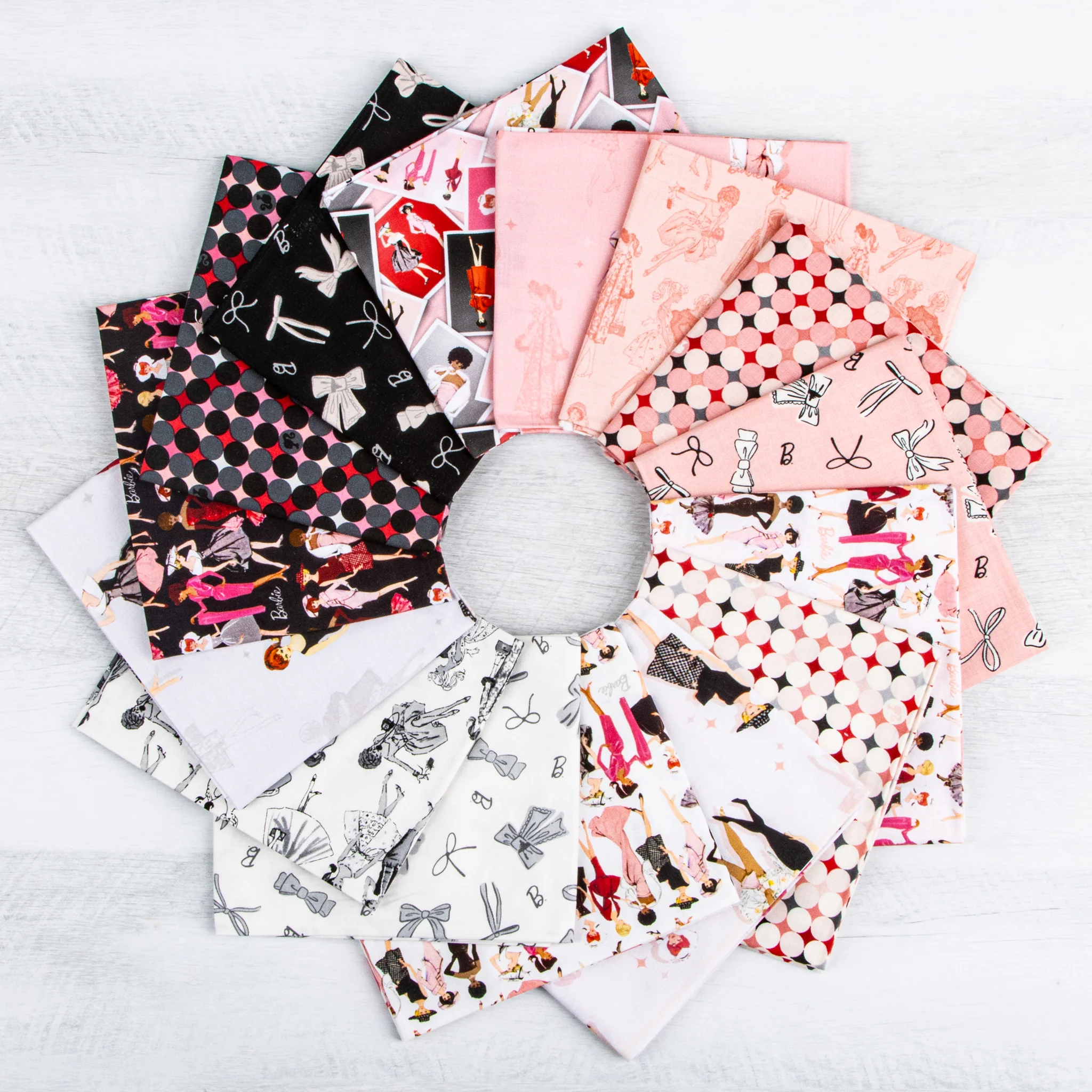 Barbie Vintage Fabric Collection - Bows Black - Image 4