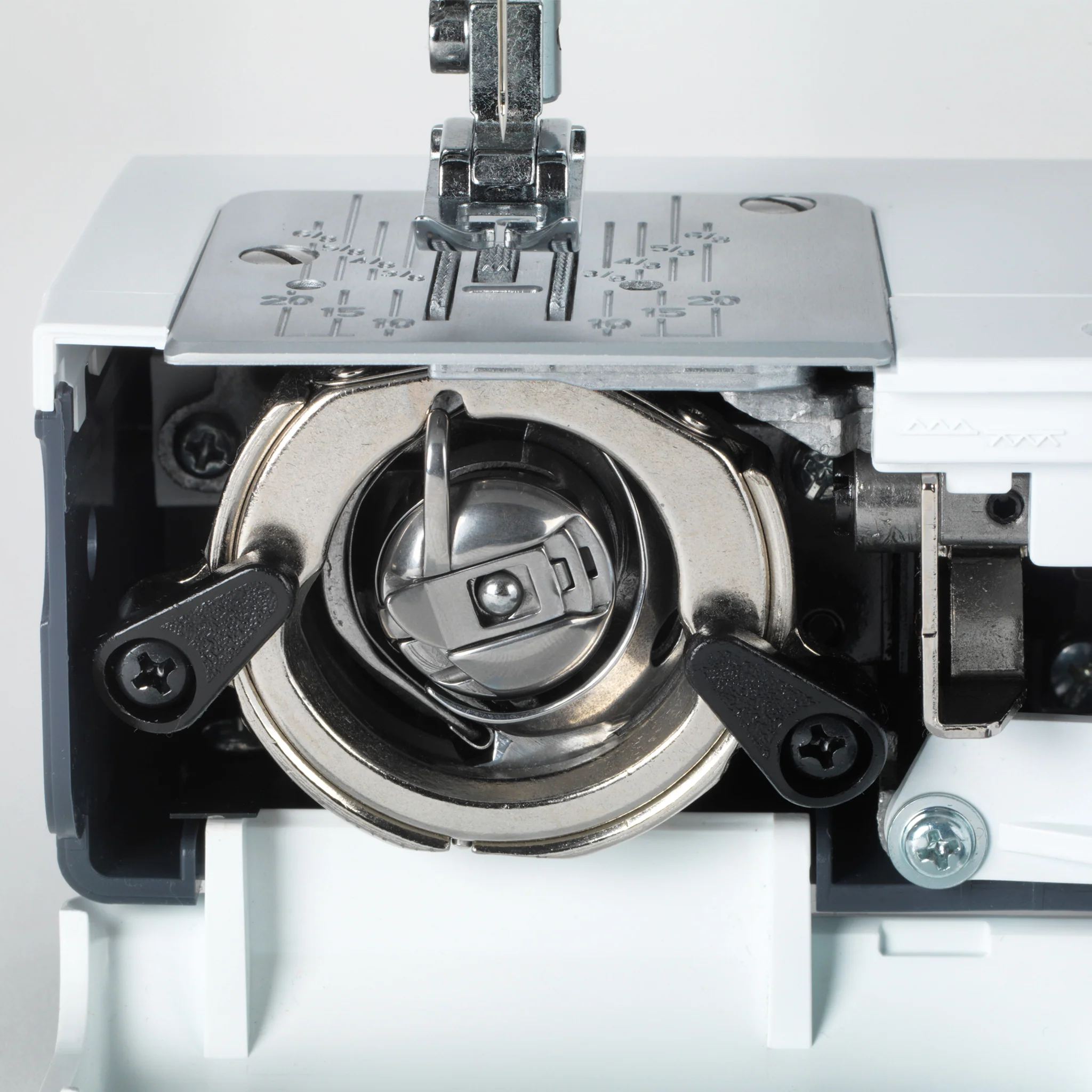 bernette 35 Mechanical Sewing Machine - Image 7