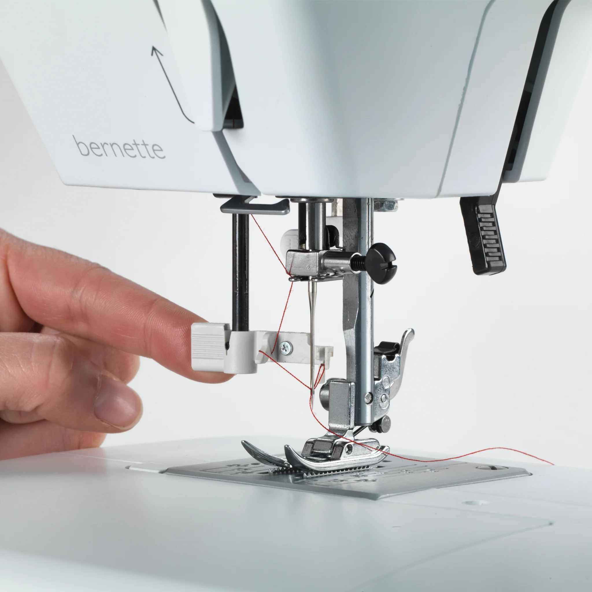 bernette 35 Mechanical Sewing Machine - Image 9
