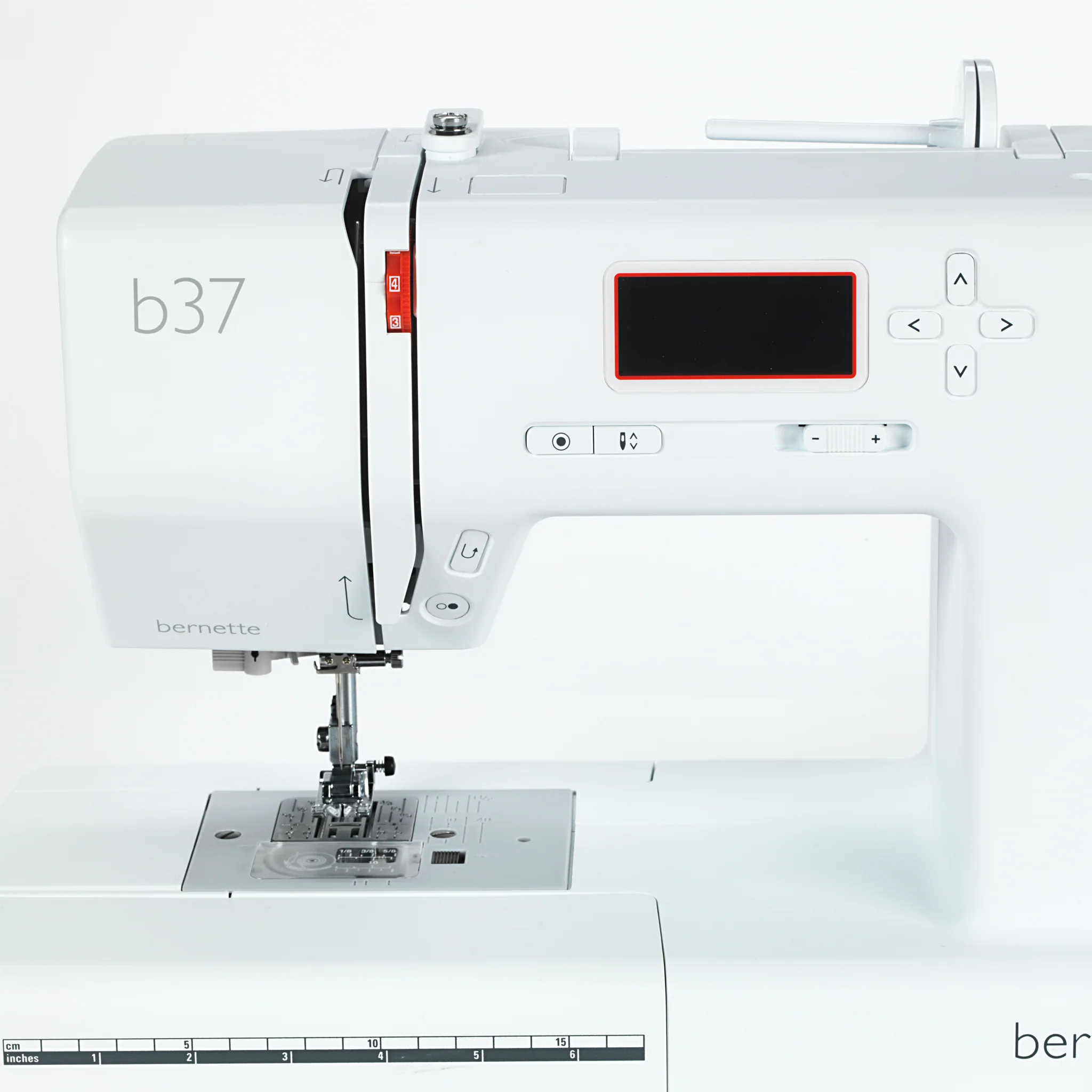 bernette 37 Computerized Sewing Machine - Image 8