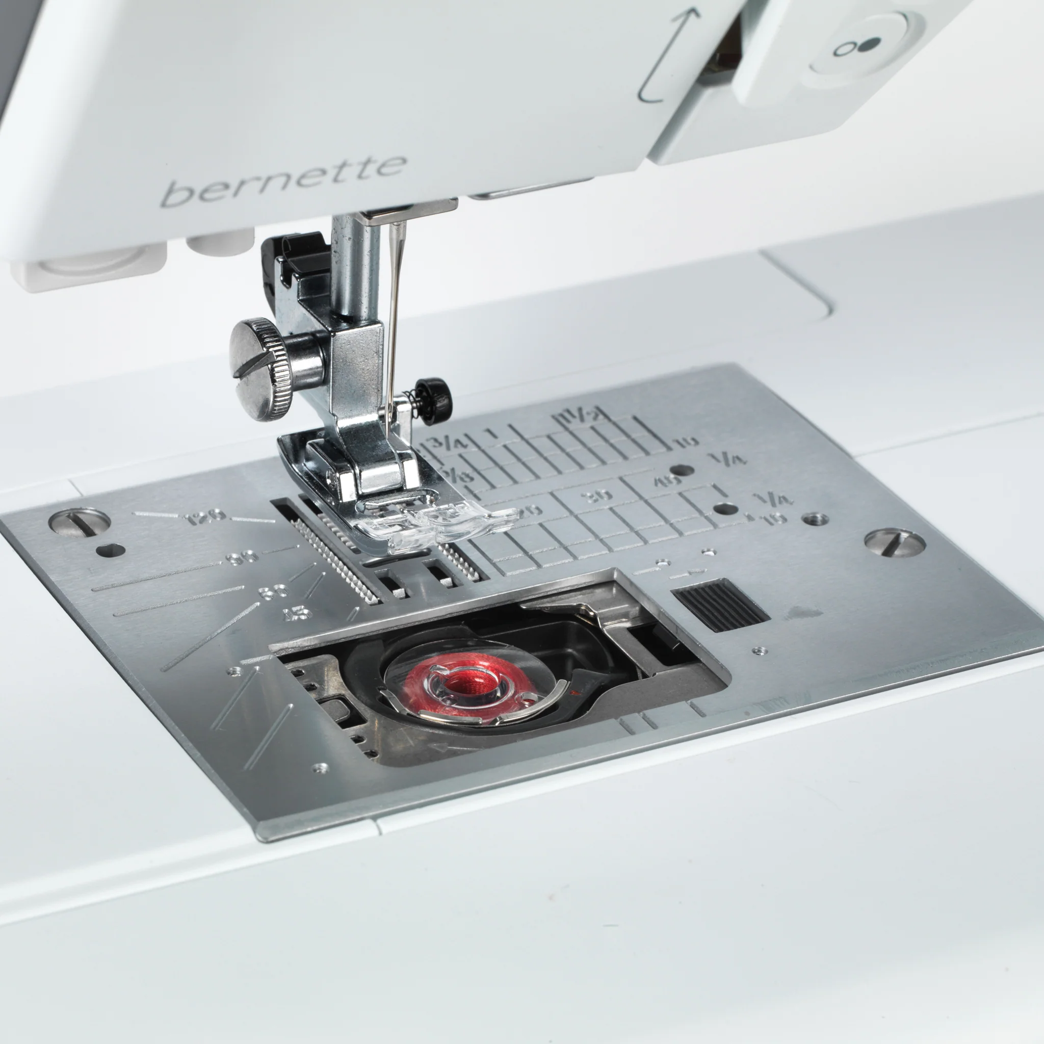 bernette 38 Computerized Sewing Machine - Image 11