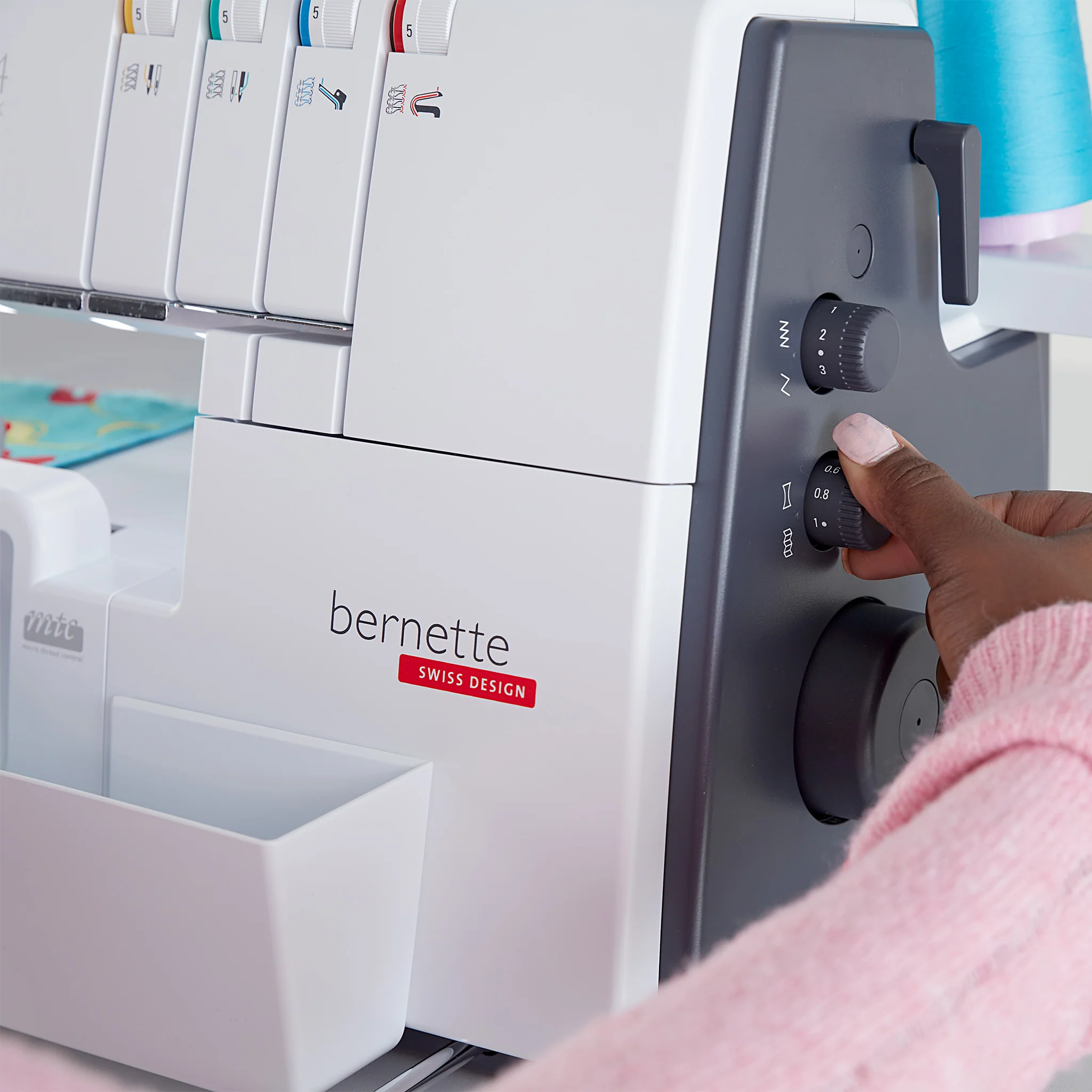 bernette 64 AIRLOCK Serger - Image 25