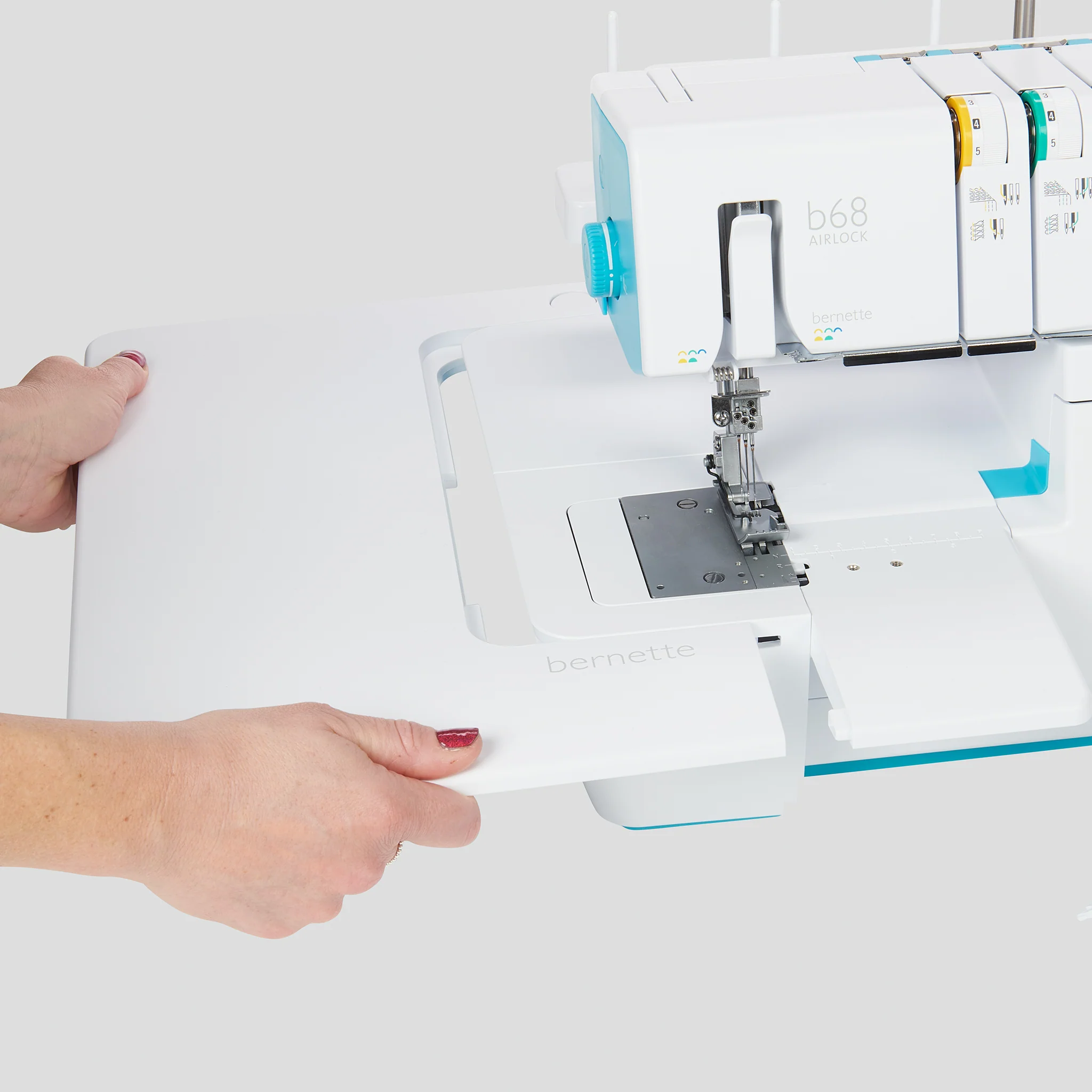 bernette 68 Maker Edition Serger & Coverstitch Combo with FREE Bundle - Image 16
