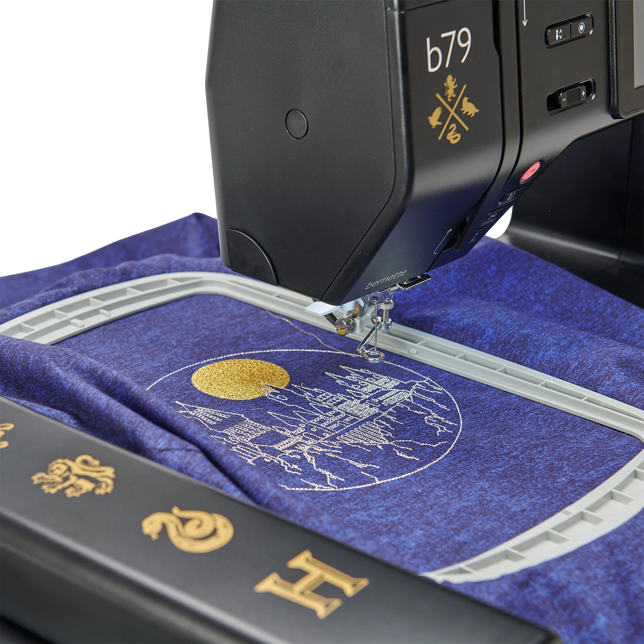 bernette 79 Harry Potter LE Computerized Sewing & Embroidery Machine - Image 28