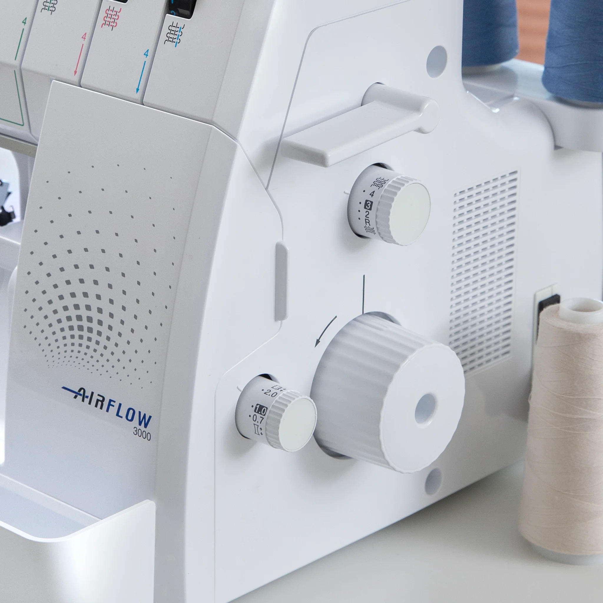 Brother Airflow 3000 Air Serger - Image 9