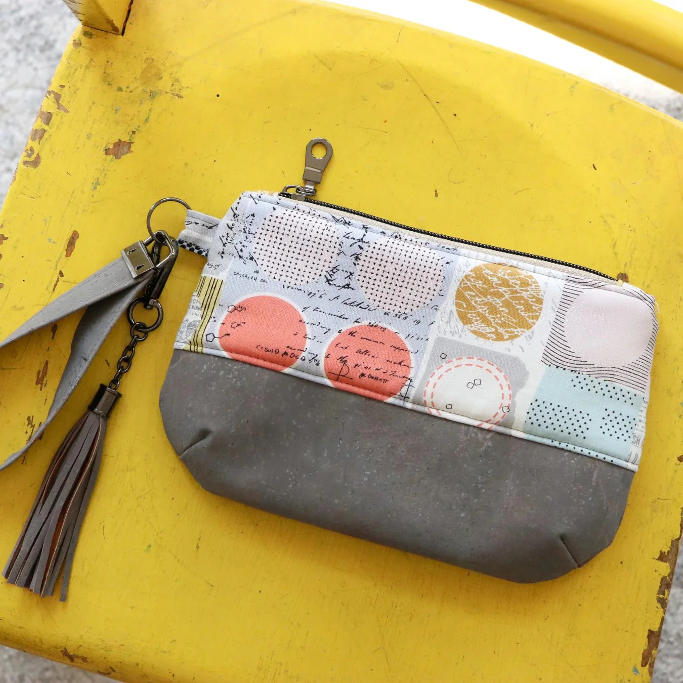 Dorothy Wristlet Pattern