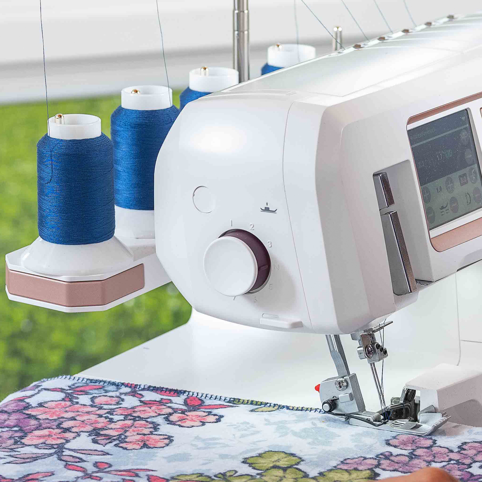 Factory Serviced Husqvarna Viking Amber Air S600 Serger & Coverstitch Combo - Image 12