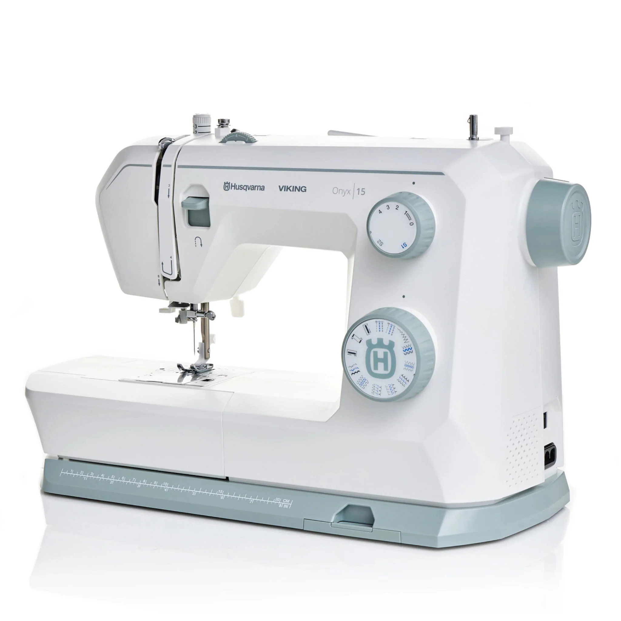Factory Serviced Husqvarna Viking Onyx 15 Mechanical Sewing Machine - Image 3