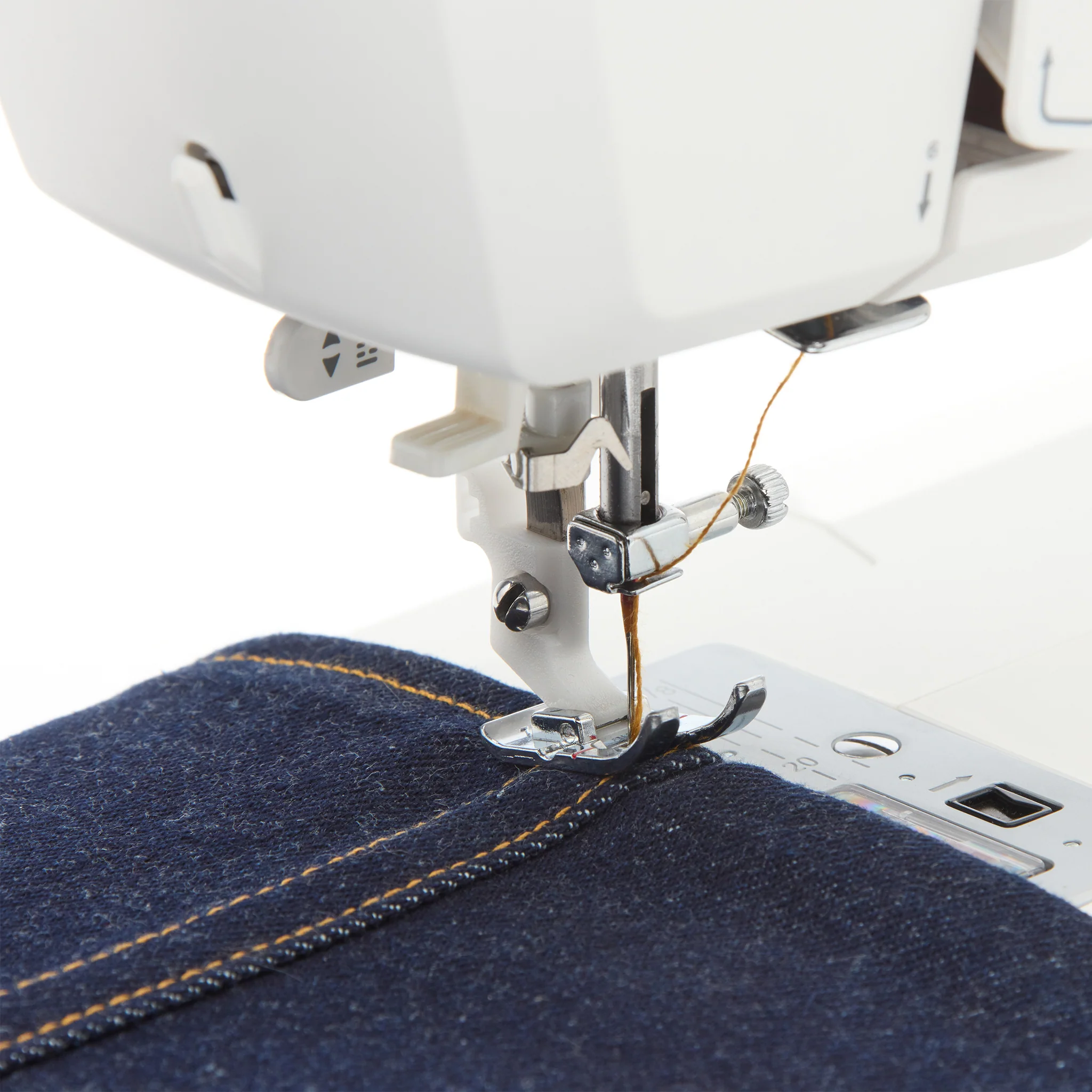 Factory Serviced Husqvarna Viking Onyx 30 Computerized Sewing Machine - Image 11