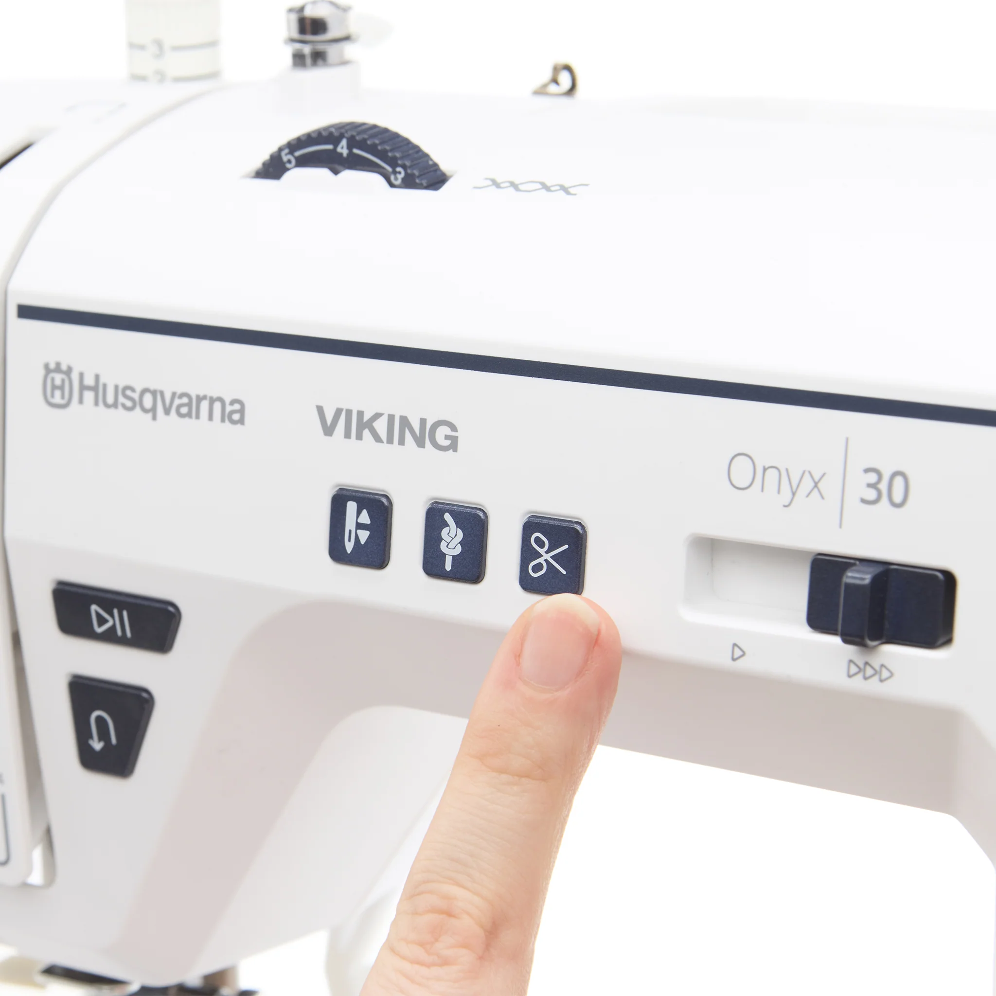 Factory Serviced Husqvarna Viking Onyx 30 Computerized Sewing Machine - Image 12