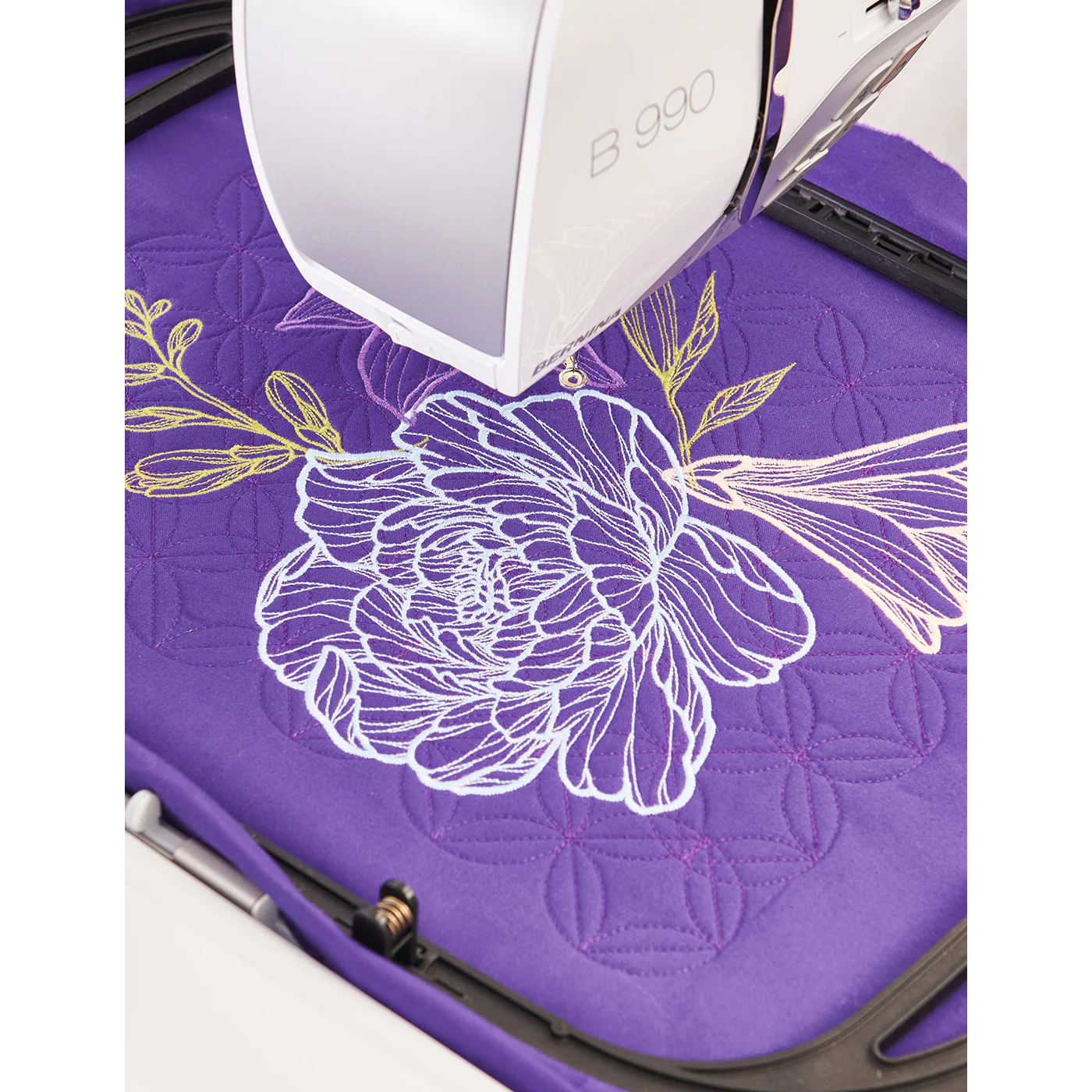 Giant Embroidery Hoop 12" x 16", Bernina #1052947000 - Image 2