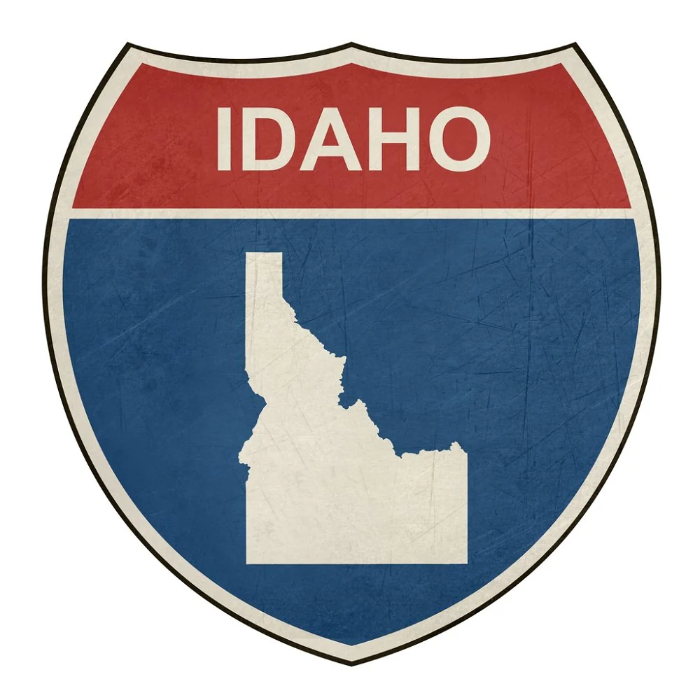 Grunge Highway Sign Fabric Panel - Idaho