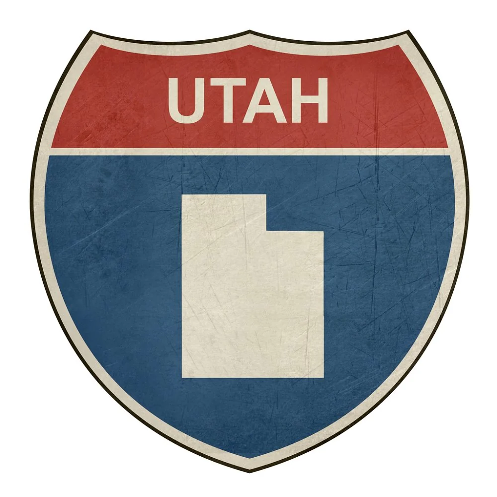 Grunge Highway Sign Fabric Panel - Utah