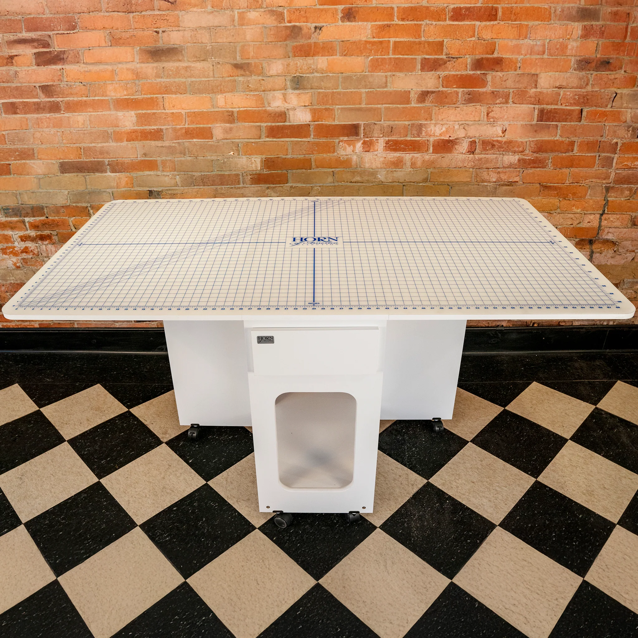 Horn of America Model 2211 Cutting Table - Image 4