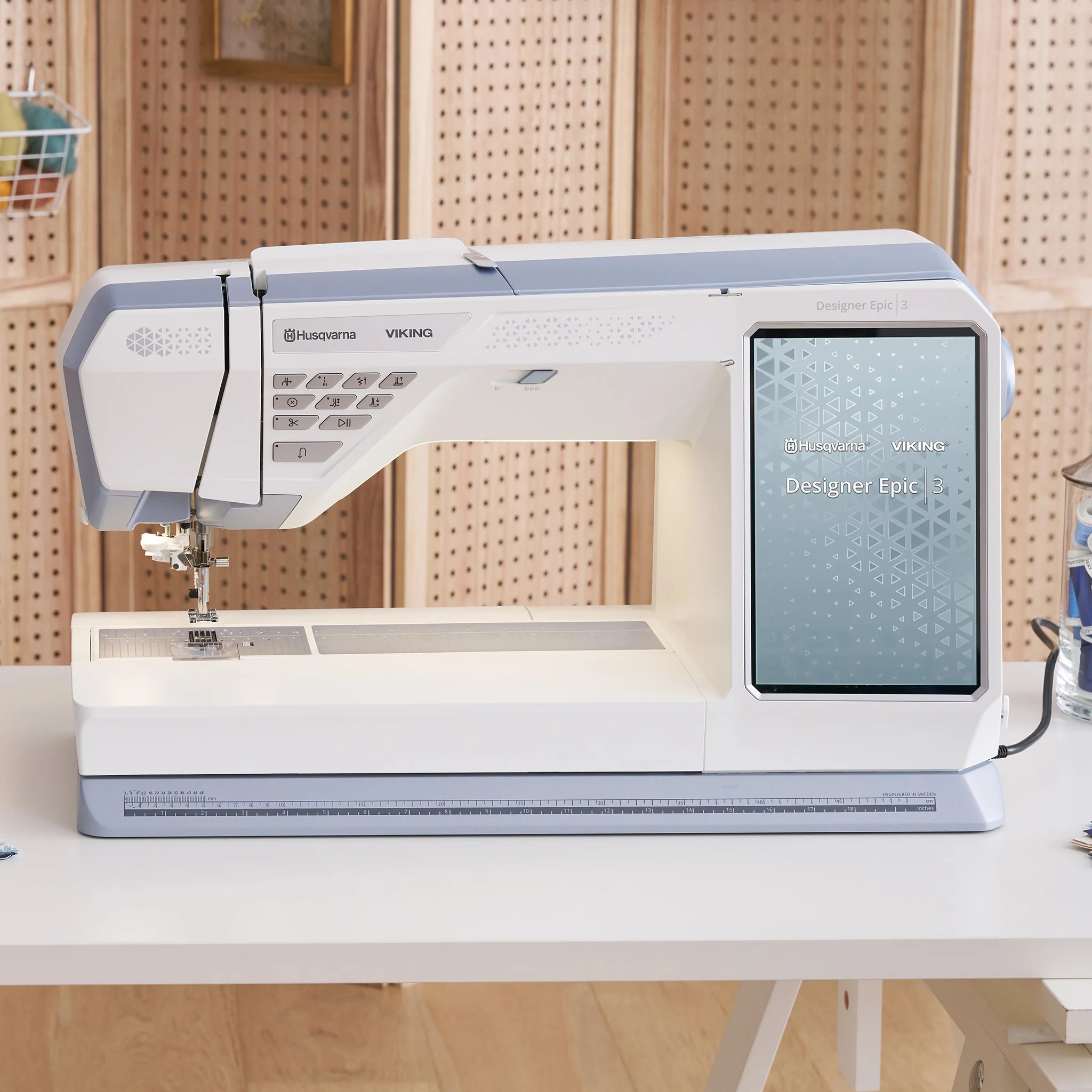 Husqvarna Viking Designer Epic 3 Nordic Frost Sewing & Embroidery Machine - Image 3