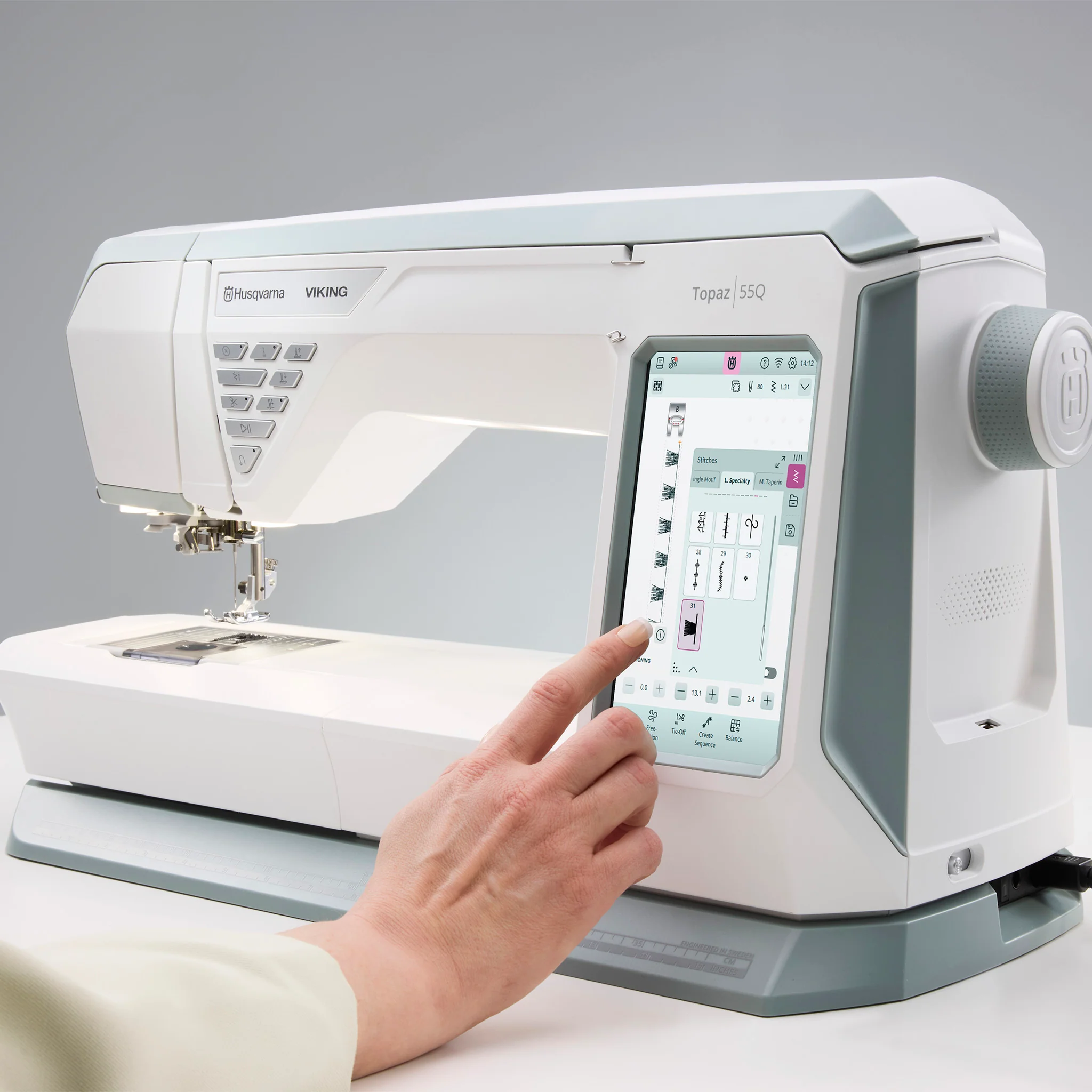 Husqvarna Viking Topaz 55Q Sewing Machine - Image 13
