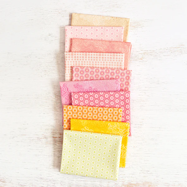 Macaroons Elements Sweet Treats 10pc Fat Quarter Bundle - Image 2