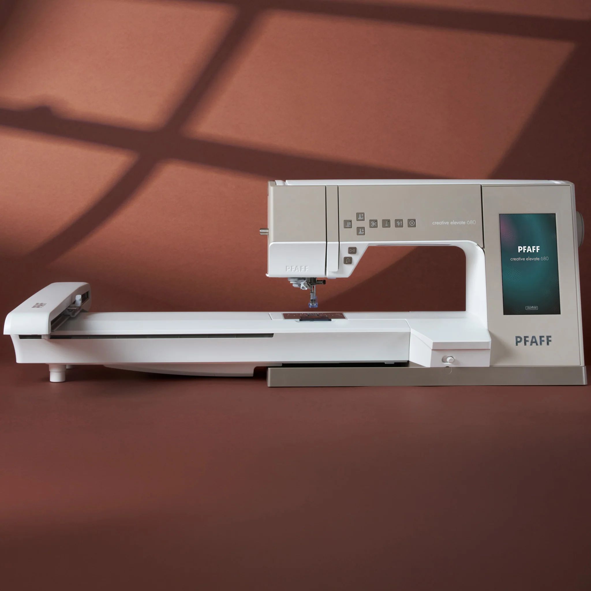 Pfaff Creative Elevate 680 Sewing & Embroidery Machine - Image 4