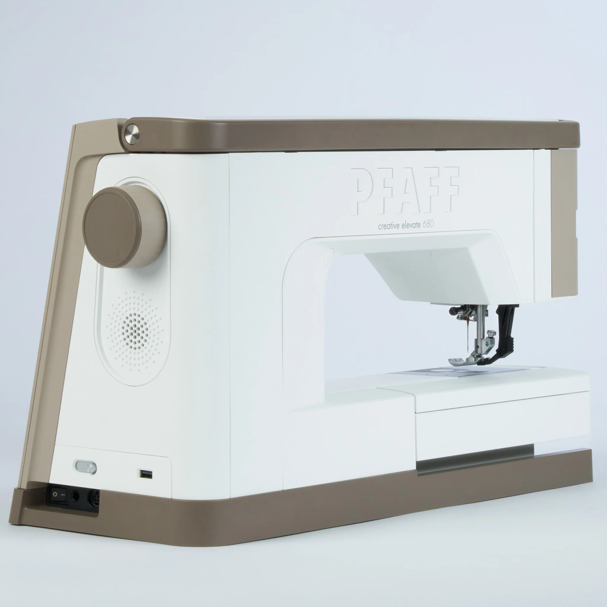 Pfaff Creative Elevate 680 Sewing & Embroidery Machine - Image 7