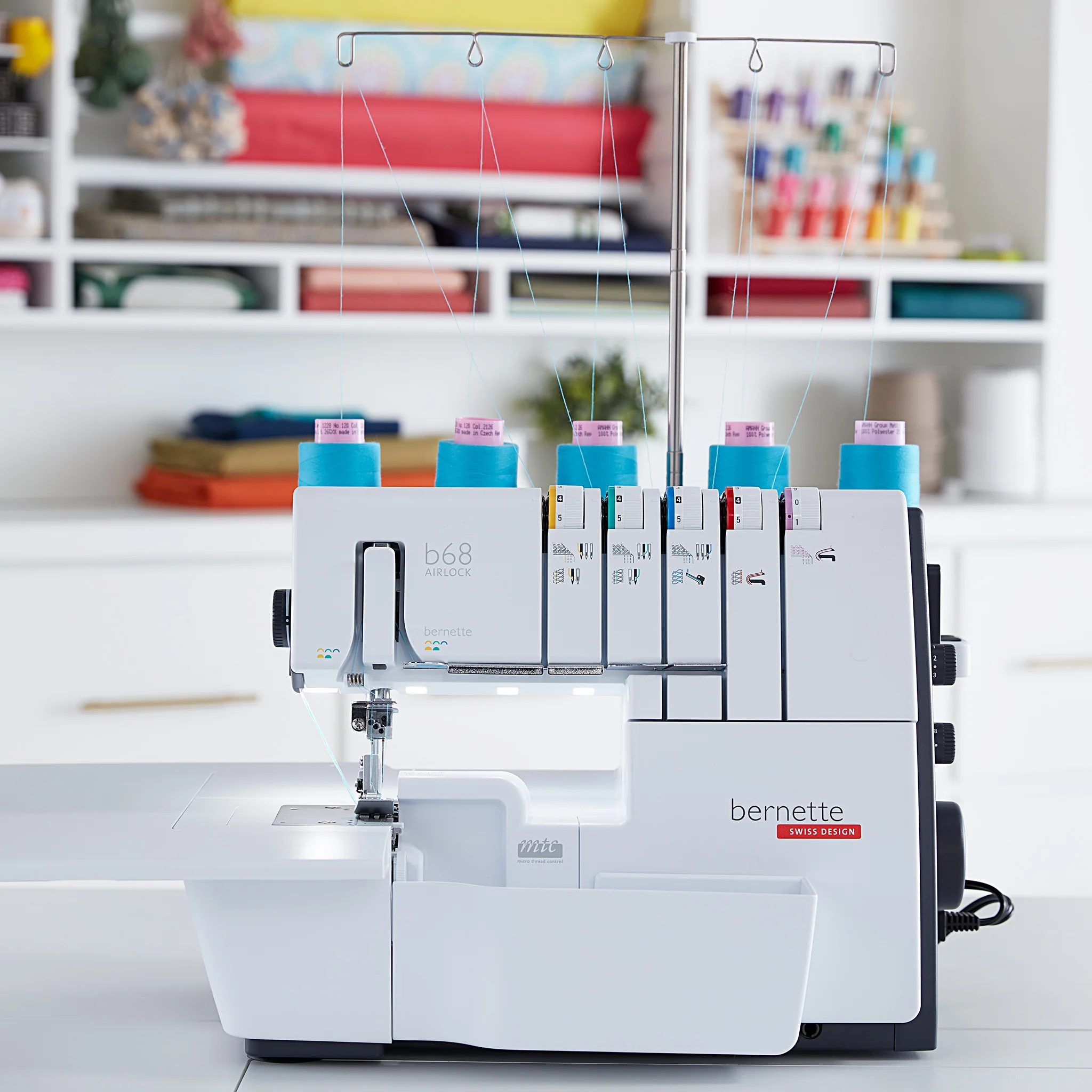 bernette 68 AIRLOCK Serger & Coverstitch Combo - Image 22