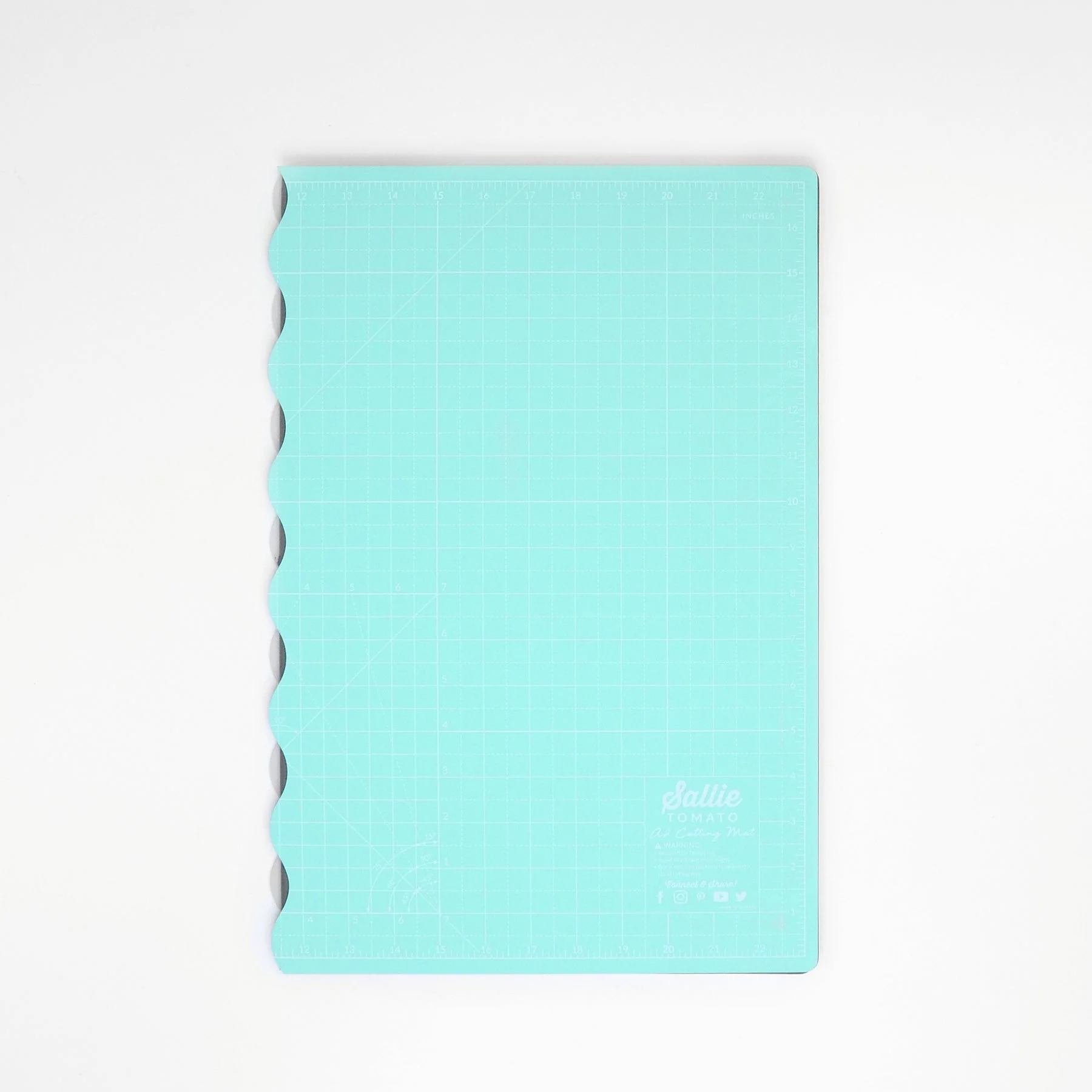 Sallie Tomato Self-Healing, Foldable Cutting Mat - Image 8