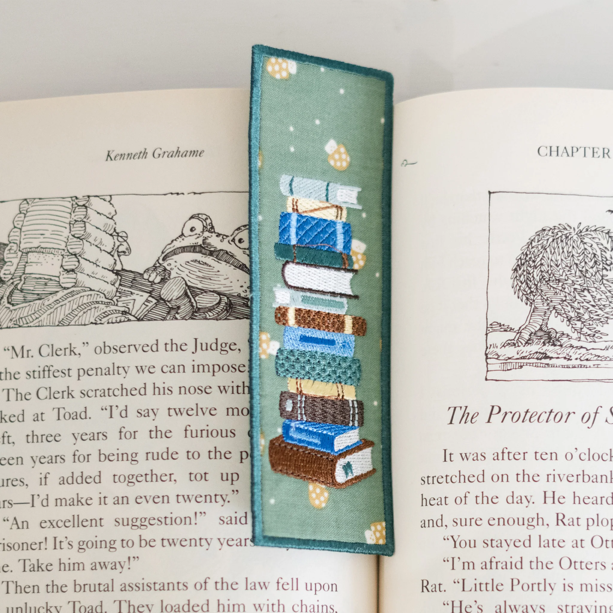 Stitch Your Book Nook Embroidery USB Pattern - Image 12