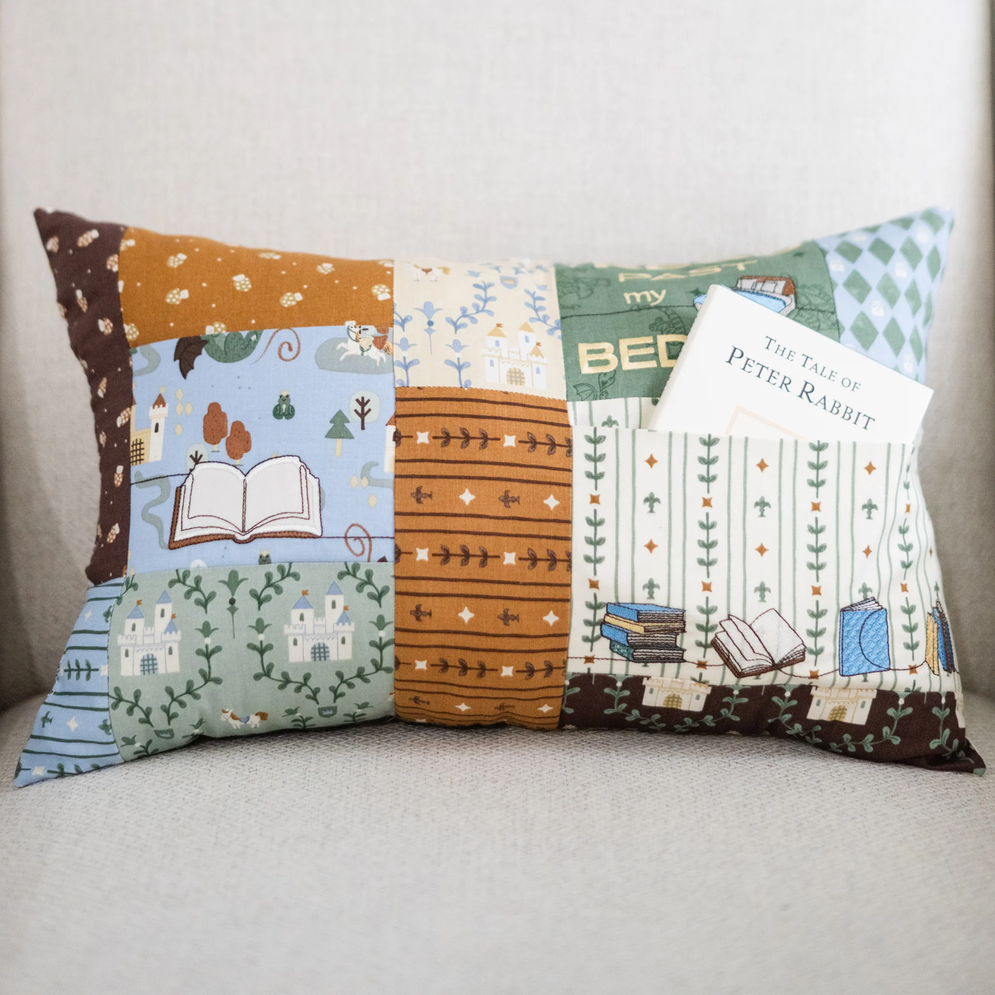 Stitch Your Book Nook Embroidery USB Pattern - Image 3